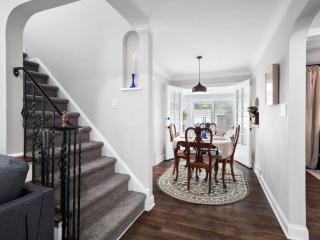 Stylish Home - Game Room - Wet Bar - Sleeps 9 - Outdoor - 3