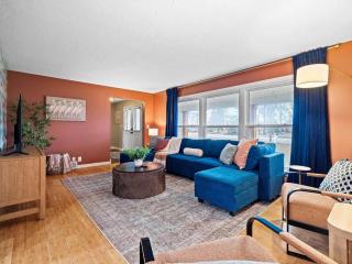 Spacious Avon Lake 4BR Home - Near National Park - 3