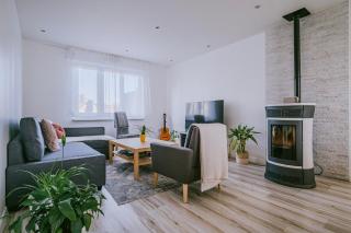 Maison avec salle cinéma, terrasse, jardin, trampoline & BBQ proche Strasbourg - 0