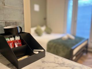 H03 Contractor Ensuite Digs, Relocator, Long Stays, Weekly, Monthly Deals - 2