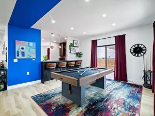 PoolTable - Hot Tub - FirePit - Games - Bunk Slide - Wet Bar - 1