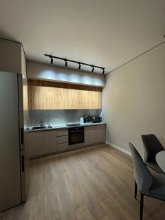 Urban 2-bedroom apartment for 6 person inEverest Residence - 5