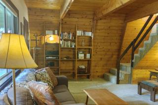 Cozy A-Frame Cabin in Downtown McCall - 6