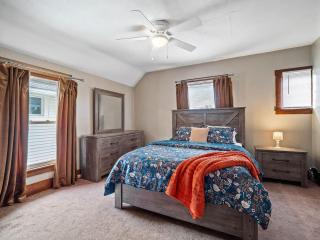 Historical District,Fully equipped,3 Beds,Sleeps 6 - 8