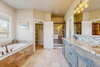 Modern McCall Retreat with Fire Pit & Patio - 1