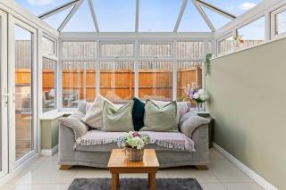 NEW Stylish 3 Storey Townhouse Free Parking - 8