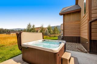 Luxury McCall Home Walk to Trails & Golf - 7