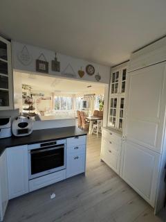 Luxury Gold Coast 5rms Apt- Garden & lake view! - 1