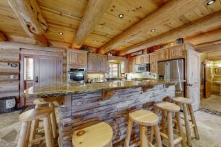 Lakefront Cascade Cabin Private Dock & Games - 1