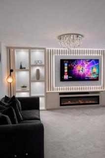 The Grand 4-Bed Ebbsfleet Home - Big Garden & Parking Space, Near Bluewater - 7