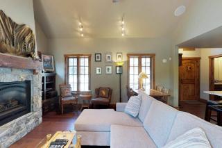 Tamarack Cottage - 3