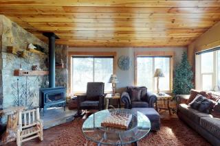 Camas Family Cabin - 2