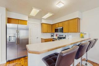 Park View Townhouse - 2