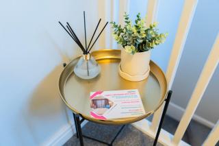 10 mins to Loughborough University -10 mins to Barrow Upon Soar - Spacious 3 Bed - 25 mins to Leicester- Min to Town Centre - Bradgate Park -Ideal for Families and Contractors - with Free Parking & Garden - 3
