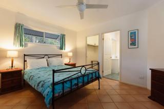 Amity Island Haven - 4