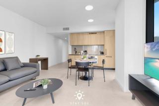 City Views with Bright 1BR Refined in 501 Miami - 6