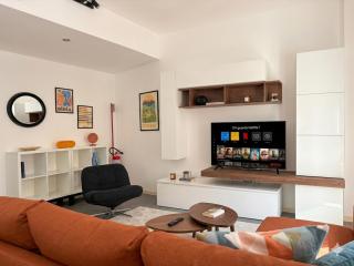 Numero 5 - Modern 2BR Steps to Arno River & 12 min to Tower - 9
