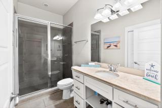 Family Sleeps 18 5 Minutes to beach Pool - 2