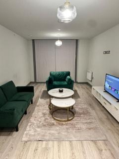 Sleeps 4 Jewellery Quarter Heights - 8