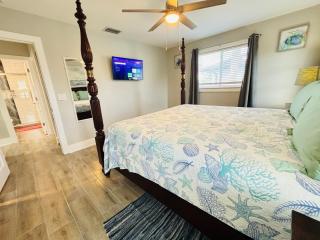 TUNA New Reno 1Mile 2 Beach Full Kit WD Large 2BD 2BA - 5