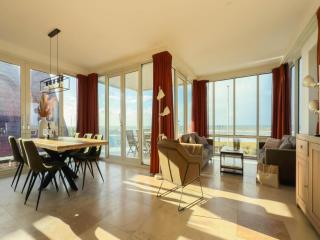 Premium Beachfront Villa with Balcony - 5
