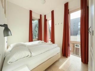 Premium Beachfront Villa with Balcony - 7