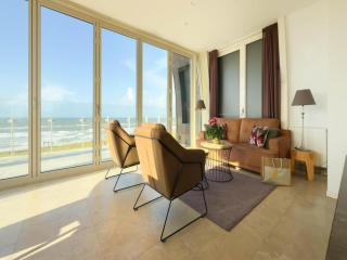 Luxury Beachfront Apartment for 5 - 1