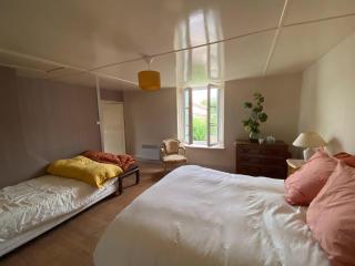 Charming and comfortable holiday home in Melay - 2