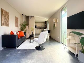Modern Forest Home Near Beach - 4