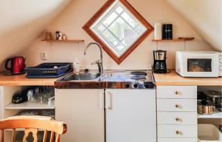 Lovely Home In Lärbro - 1