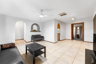 Serenity in Pooraka - 4BR - 9