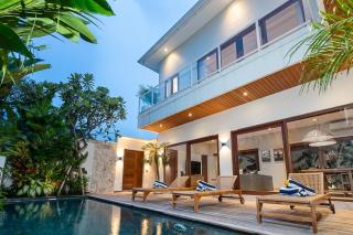 Villa Solaluna - Luxury 3BR with Pool near Nyanyi Beach & Luna Beach Club - 2