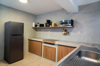 PORFIRIO 2 · Two Houses Seven Bedroom Group Retreat - 8