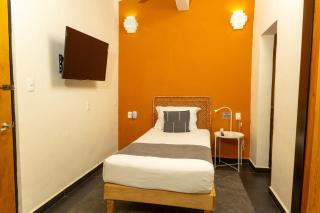 REGIONES - VALLES · Comfort Stay for 3 Near Zócalo - 5