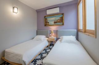 INDEPENDENCIA 3 · Cozy apt wPrivate Terrace - 1 Block to The Zocalo - 3