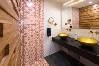 INDEPENDENCIA 3 · Cozy apt wPrivate Terrace - 1 Block to The Zocalo - 2