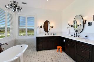 Sanctuary Estate - Wine Tastings Included - Geyserville - 3