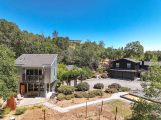 Wc Oasis With Hot Tub - Wine Tastings Included - 4