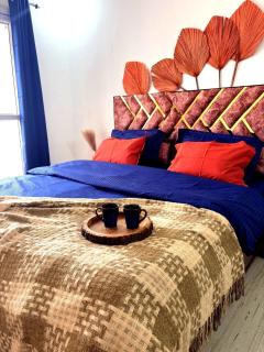 Palm & Pampas Ganga View 2BHK Near Ghat - 9