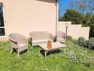 Elegant villa with pool - 5