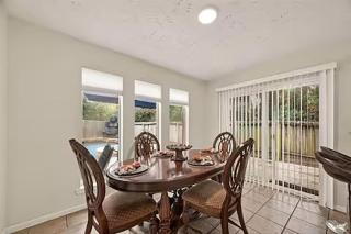 92 S Waxberry Rd, Spring, Texas 77381, USA - 7