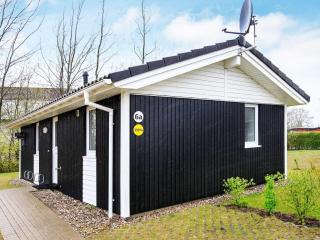 4 person holiday home in GROEMITZ - 5