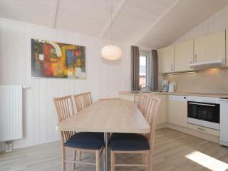 4 person holiday home in GROEMITZ - 7
