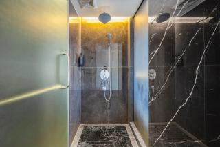 Sky Retreat Hotel - 9