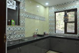Rosewood 2BHK Near Mall Road w Mountain View - 2