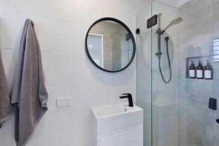 Dolphin Court Penthouse - 3