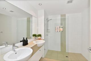 Coast Apartments 7 - 5