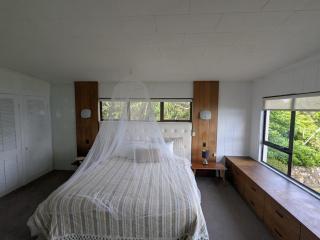 Waiheke's Panoramic Splendour - 2