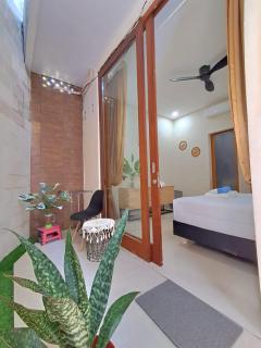 Easy Access Room Near Sanur Beach - 0