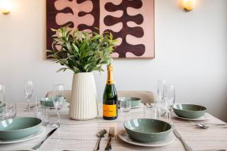 Southside Serenity Pool, Gym & Tennis - 7